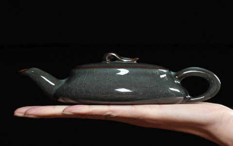 dark china tea