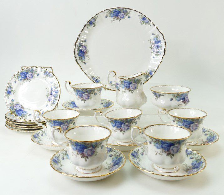 How Much Is a Royal Albert Tea Set Worth? Expert Guide to Valuation