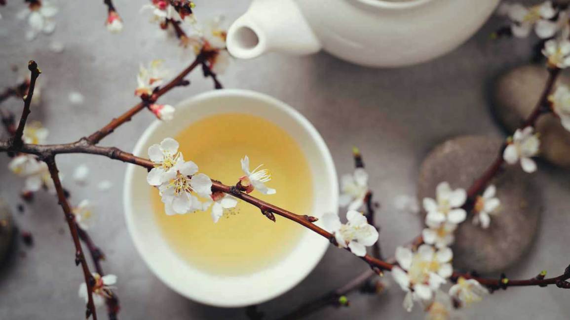 white tea and