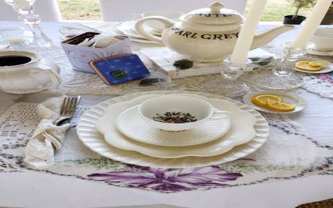 Elegant Tea Party Tea Set: Perfect for Your Vintage Celebration