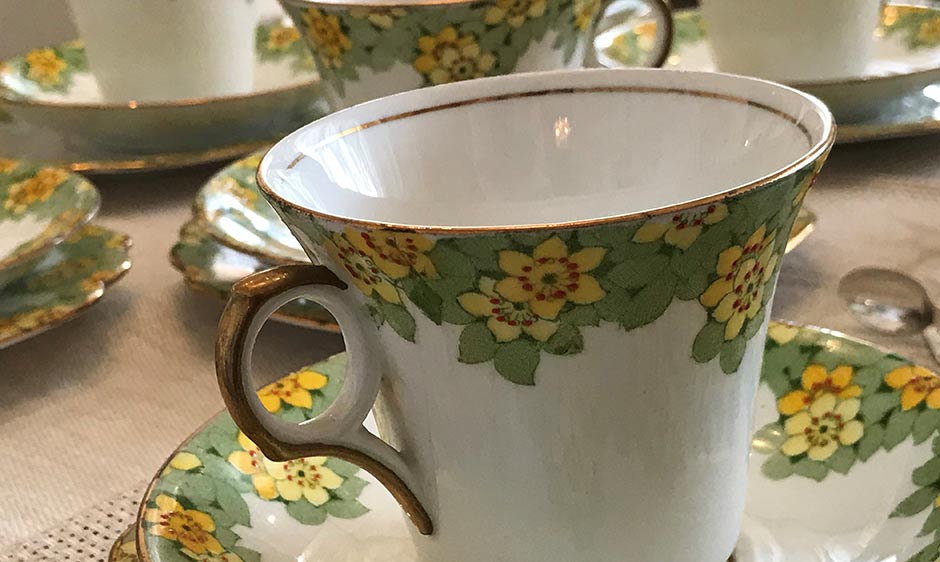 The Ultimate Guide to Vintage Tea Sets: Styles, Rarity, and Value