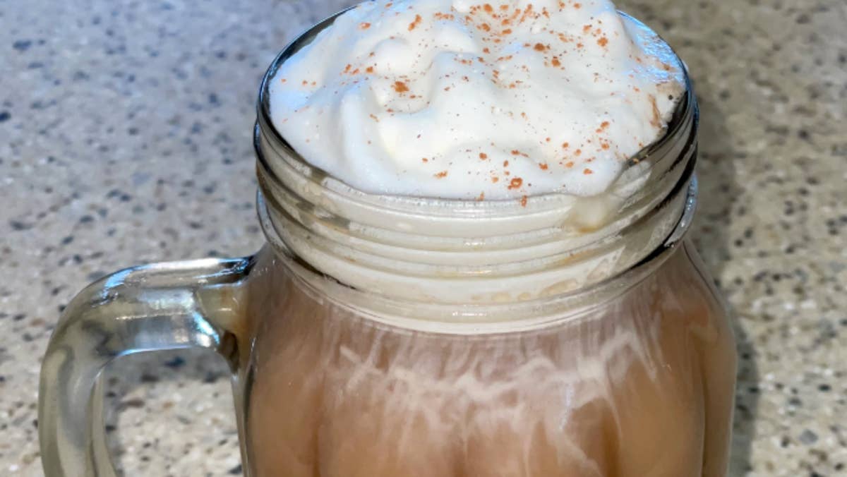 Easy Black Tea Latte Recipe: Make a Tasty Hot Drink Today!