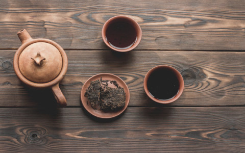 dark chinese tea