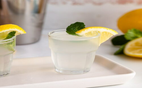 how to make a white tea shot
