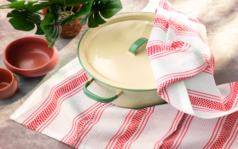 Elegant Black Tea Towels for Kitchen – Versatile, Durable, and Easy to Clean