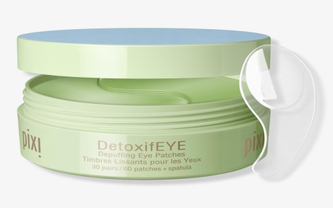 Fresh Black Tea Overnight Mask: Intense Hydration and Skin Firming Treatment