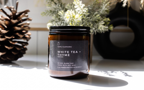 white tea thyme