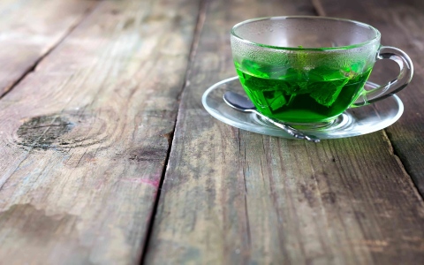 does green tea make your teeth yellow