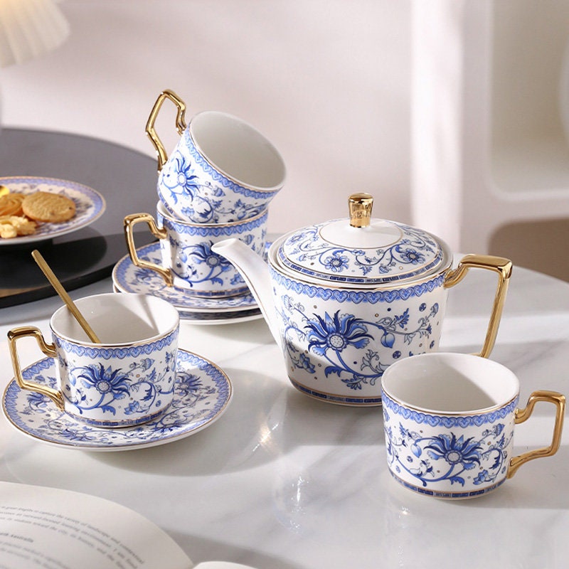 Discover Exquisite Blue and White Porcelain Tea Sets