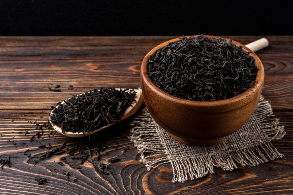 What Does Black Tea Taste Like? Exploring Its Unique Flavors and Aromas