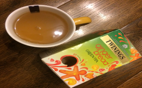 gingerbread green tea
