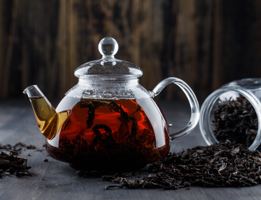 The Ultimate Guide to Black Tea Leaves: Types, Benefits & Brewing Tips