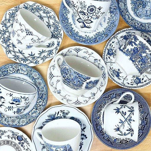 blue and white tea cups