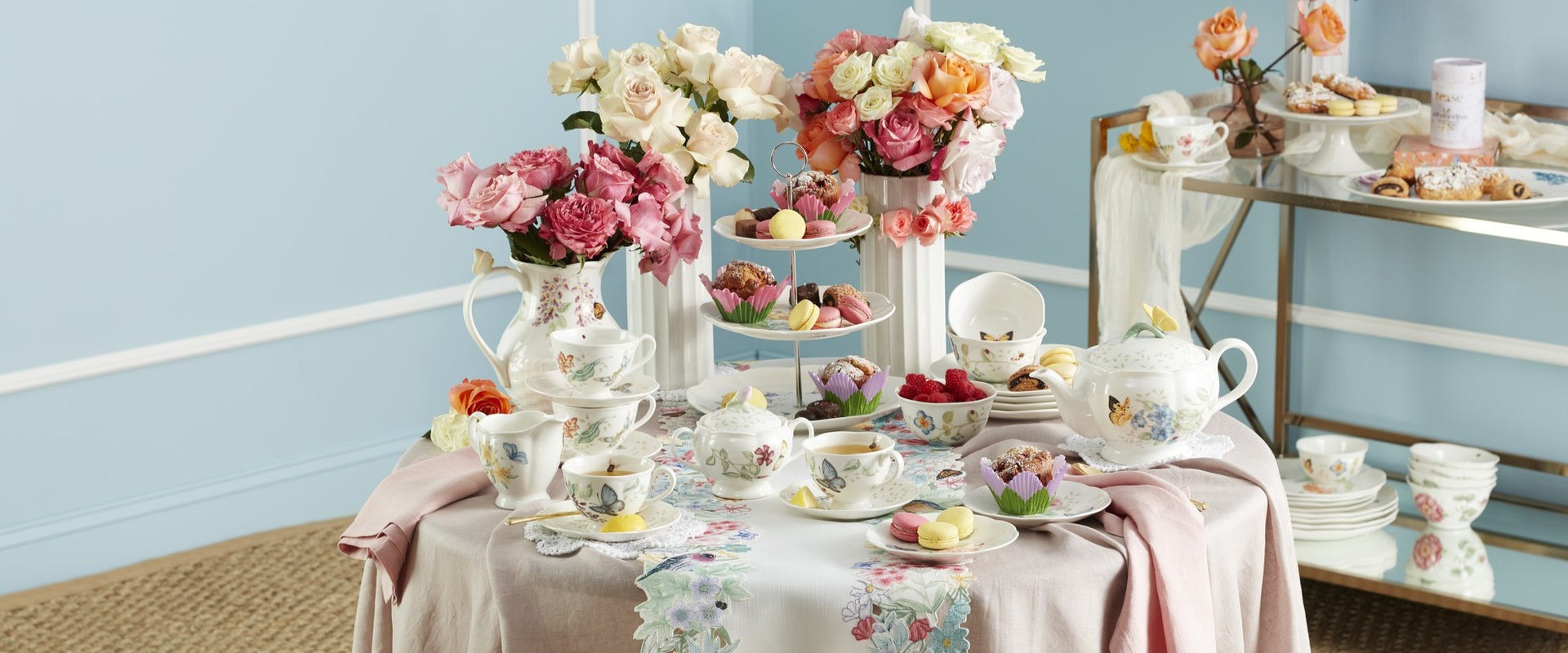 How to Host the Perfect Tea Set Party: Tips for Elegance and Fun