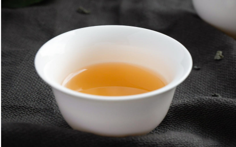 black vs white tea