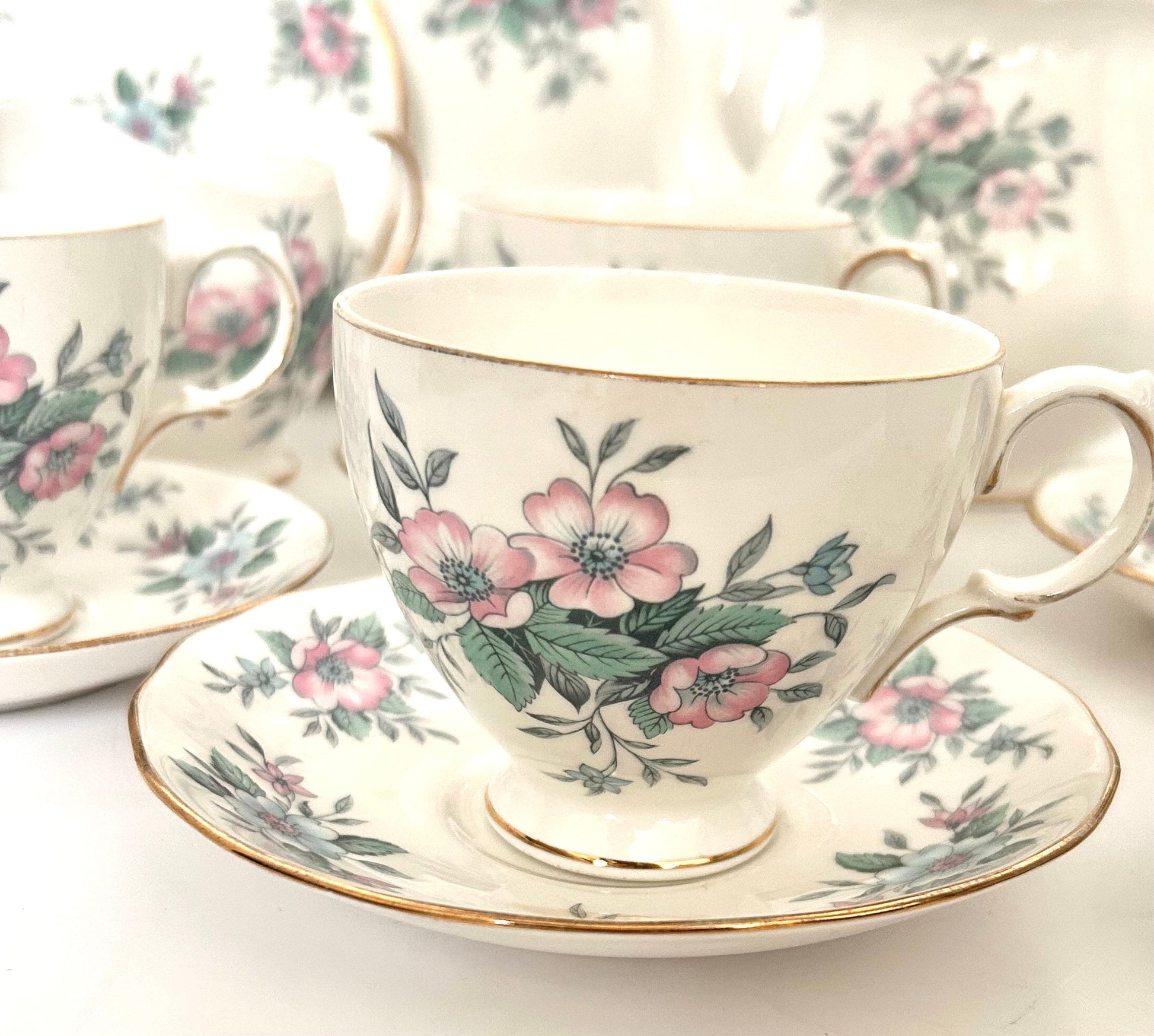 Colclough Bone China Tea Set Collection: Timeless Designs & Quality Craftsmanship