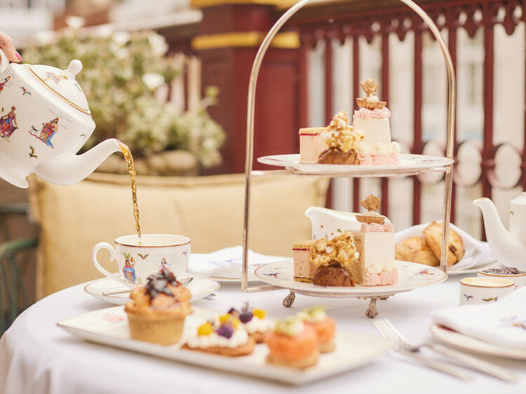 Best Afternoon Tea Sets in the UK: Perfect for Elegant Gatherings