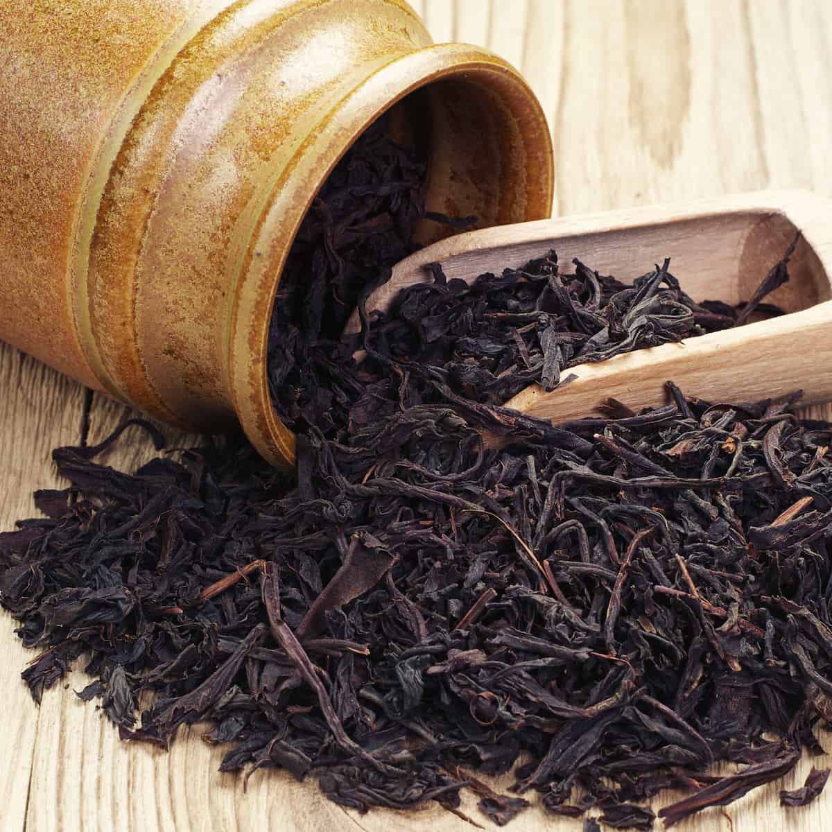The Ultimate Guide to Black Tea Leaves: Types, Benefits & Brewing Tips