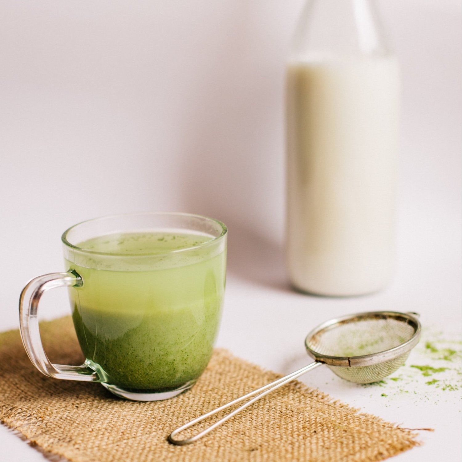 can you add milk to green tea