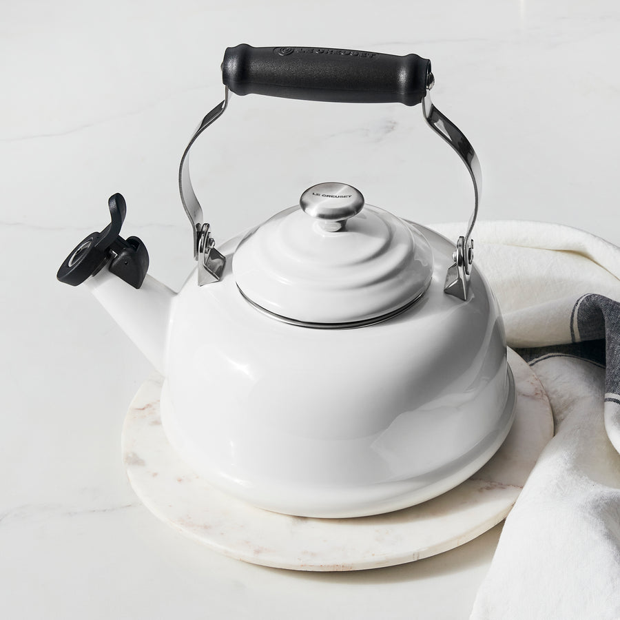 le creuset white tea kettle