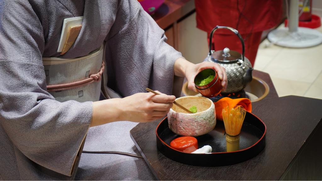 Discover the Authentic Uji Tea Ceremony: A Journey into Japanese Tradition