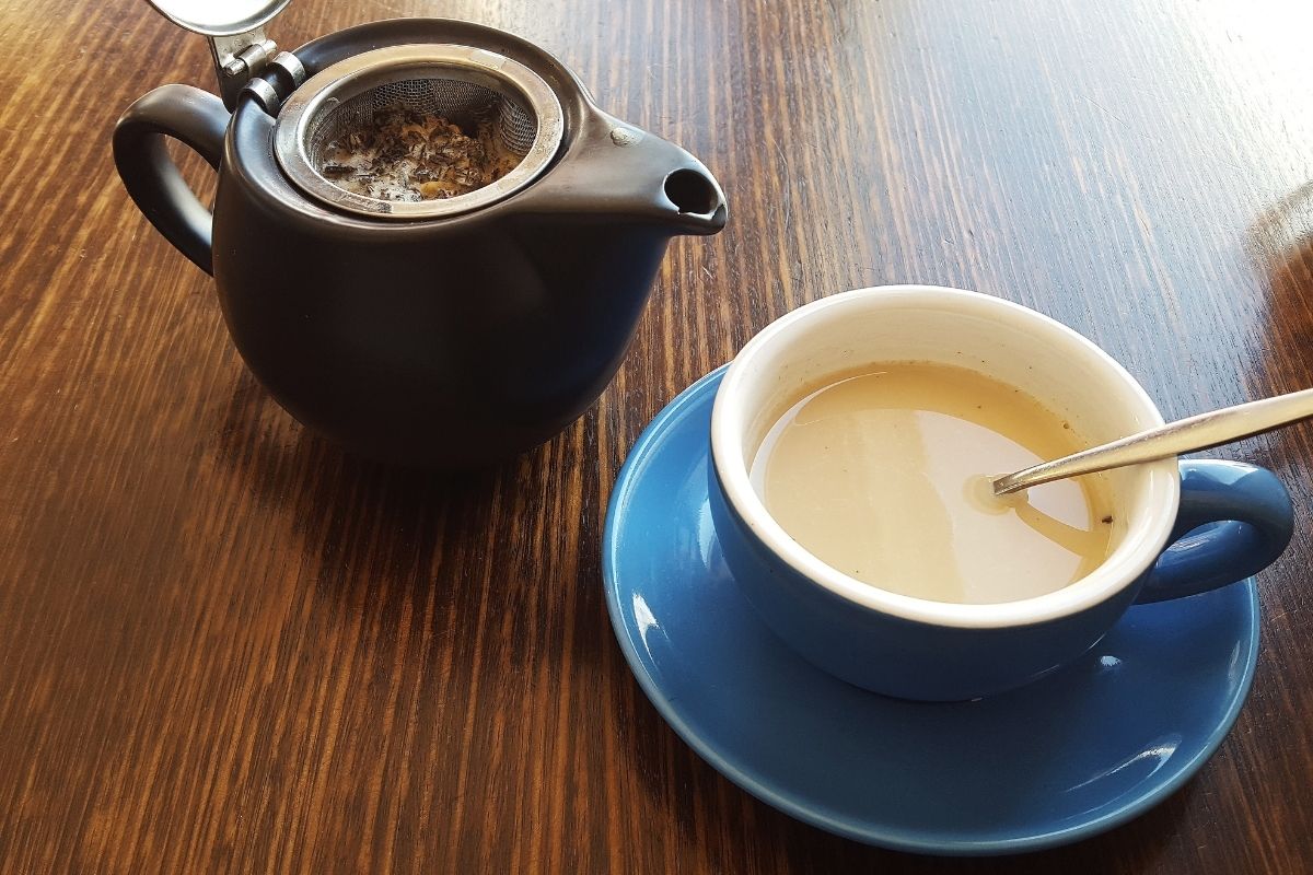 How to Make the Perfect Milk with Black Tea: A Simple Guide