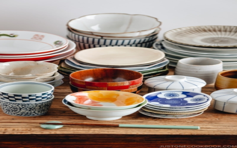 Exploring Japanese Tea Ceremony Tools: Must-Have Utensils for Every Set