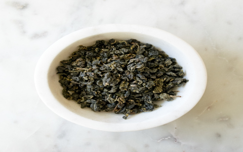 oolong tea and milk