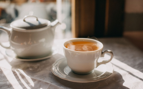 Black Tea and Honey: A Simple Drink for Good Health