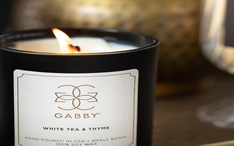 white tea and thyme candle