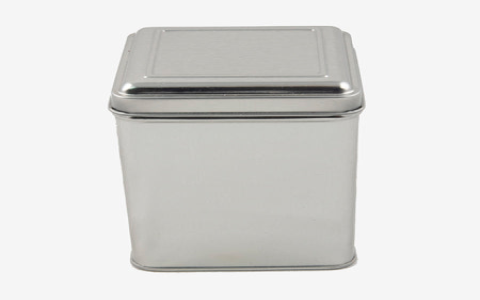 is it ok to make green tea in metal container