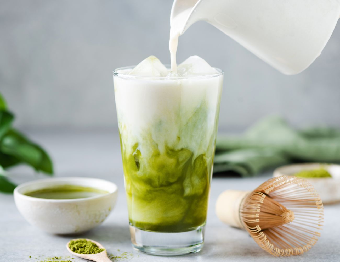 milk in green tea