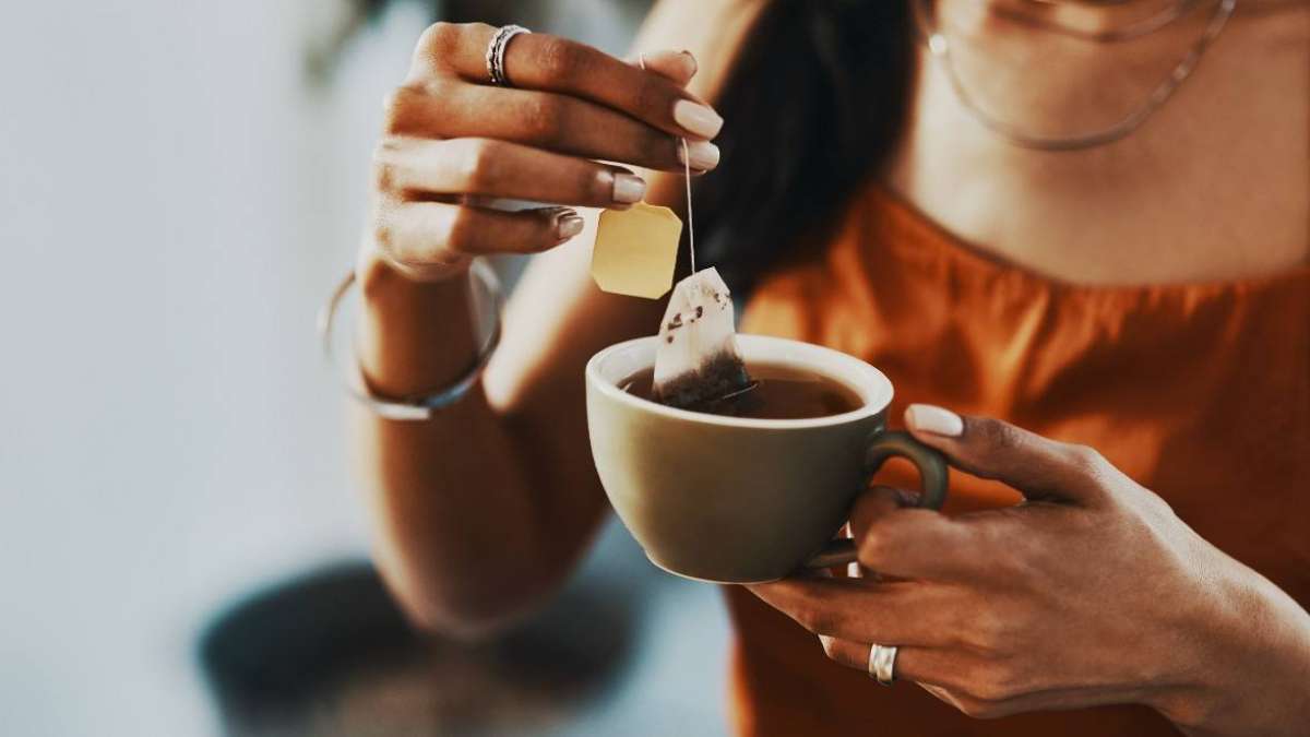 Surprising Benefits of Drinking Black Tea with Lemon Daily
