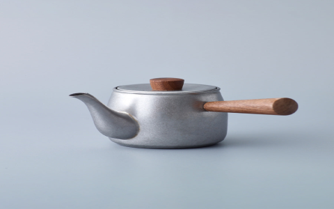 tea set material with a milky white finish