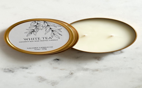 white tea and jasmine candle