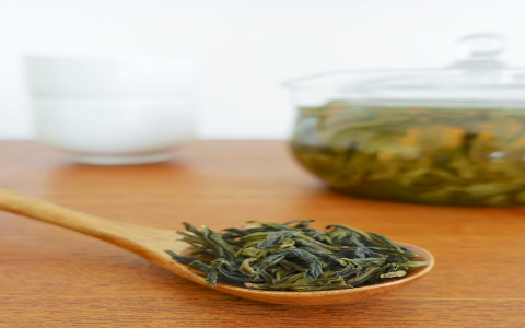 is oolong tea green