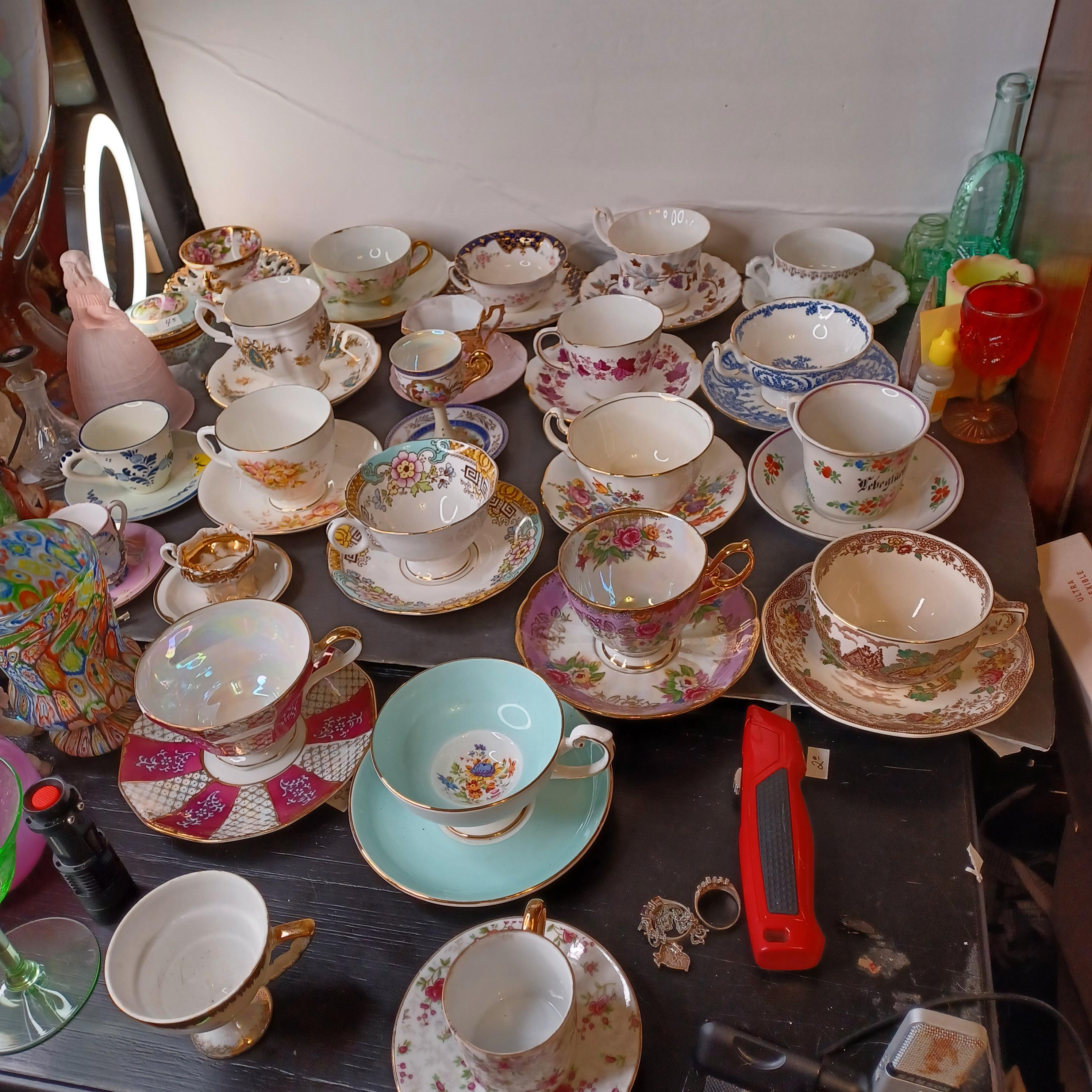 Is a Vintage China Tea Set a Good Investment?  Find Out Now!