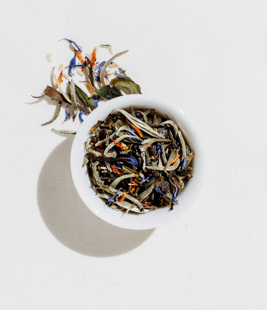 white coconut creme tea