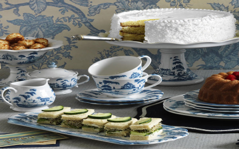 tea cup blue and white