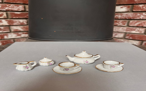 Cute and Compact: Exploring the World of Mini Tea Sets
