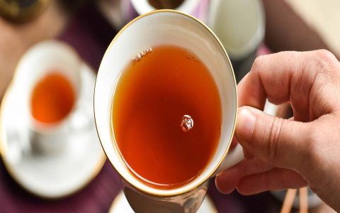Find Your Perfect Cup: The Best Decaffeinated Black Tea Options