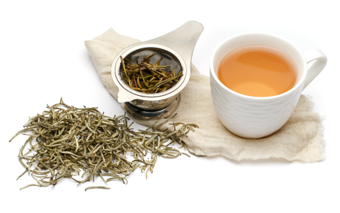 white tea contain caffeine