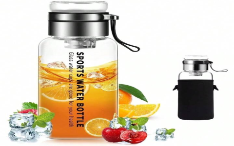 glass water bottle tea infuser nearby