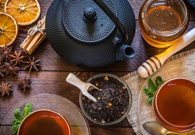 What is black tea oil? Discover its amazing benefits and uses now!
