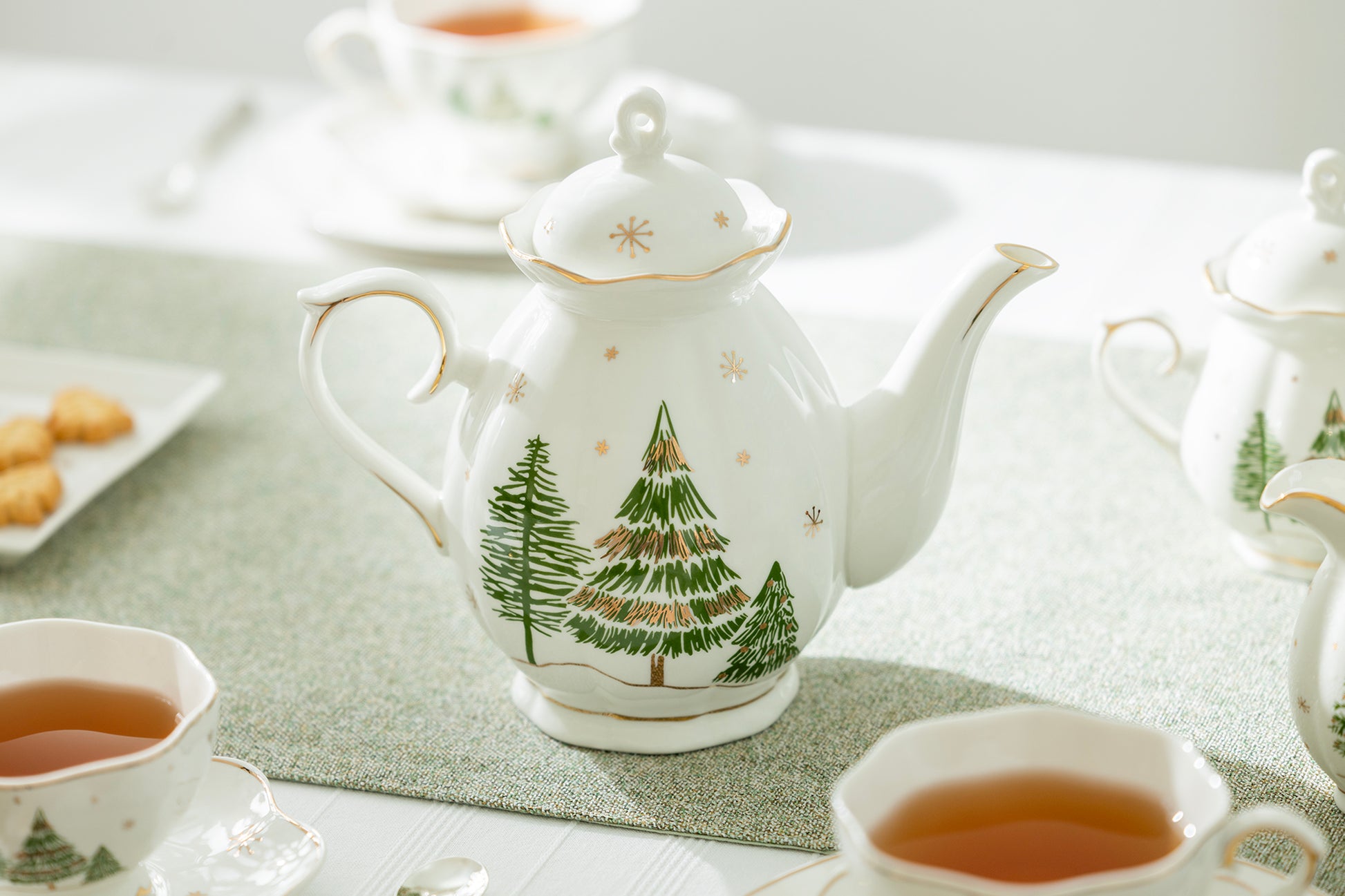 Where to Buy Tea Sets for Christmas? (Check Out These Amazing Deals Now)