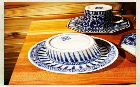 blue and white japanese tea cups