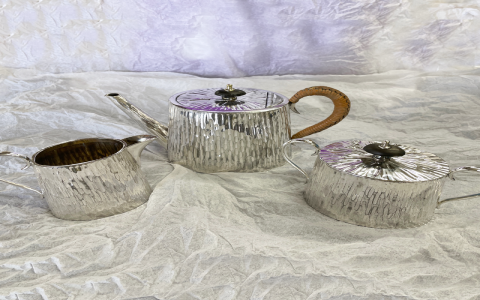 Cleaning fb rogers silver co tea set? Learn the best way now!