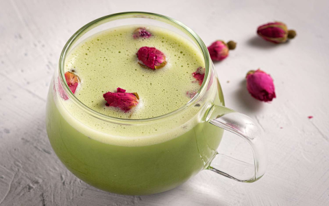 Black Tea Matcha Drink: How to Make It? Easy Recipe for You!