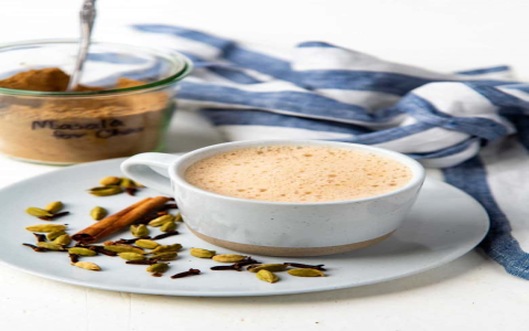 What to Put in Black Tea: Simple Ways to Spice it Up