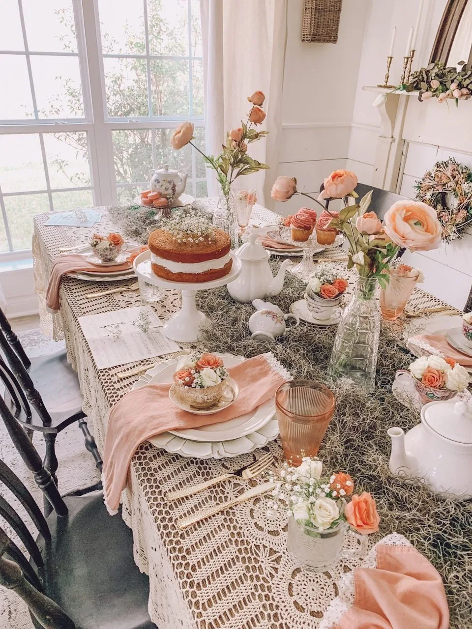 Need a new tea table set? Check out these popular options and ideas!